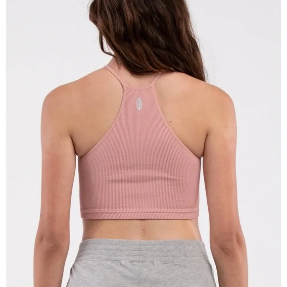 Free People cropped run tank in soft pink Size M/L - Picture 2 of 10